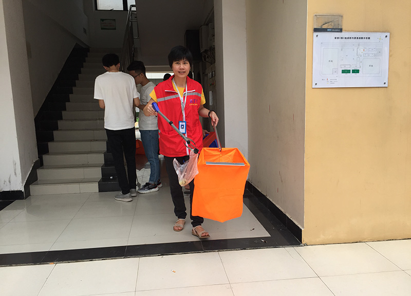 “志愿服务在行动 文明花香满6686体育” —记惠州6686体育“讲文明 爱卫生”志愿服务活动